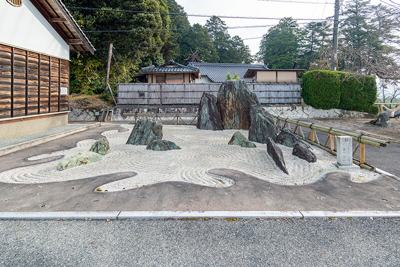 千靑氏による枯山水