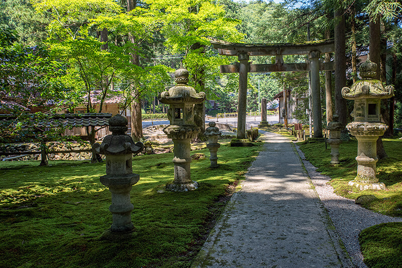 日用神社