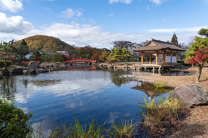 朱色の橋