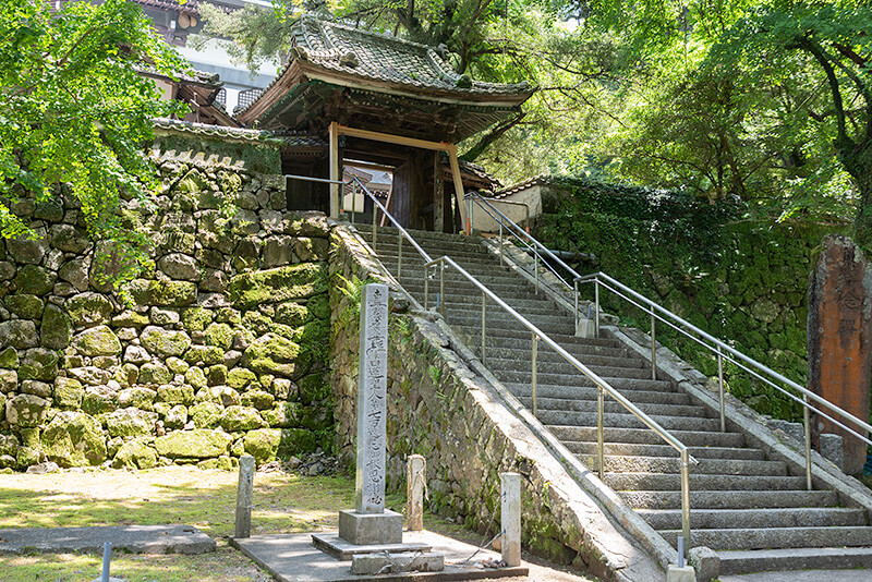 妙国寺山門