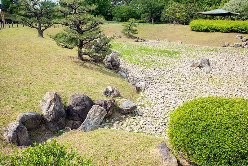 二之丸東庭園の南池