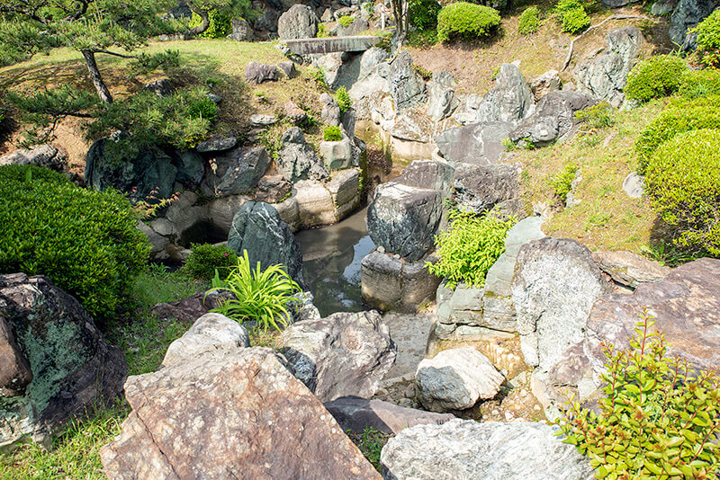 赤坂山と呼ばれる中島