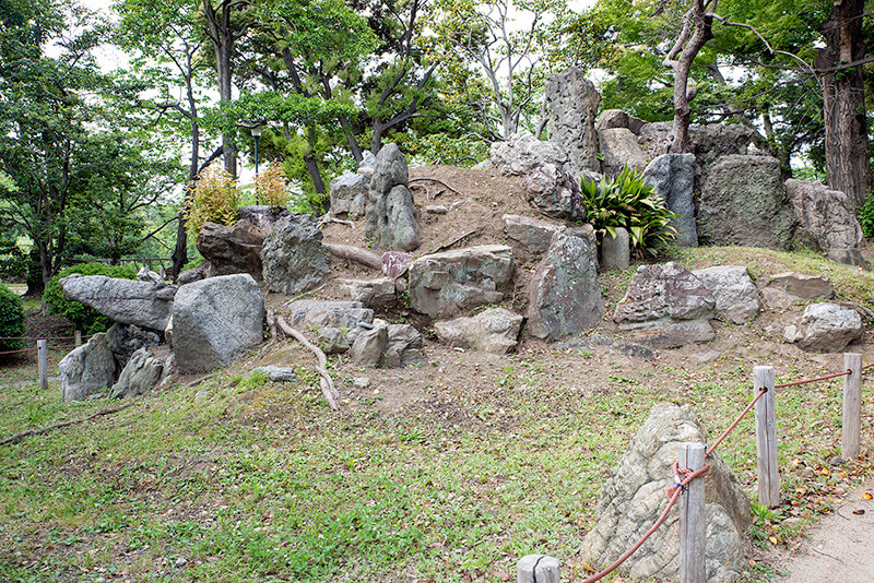 二子山