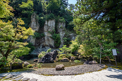 那谷寺 琉美園