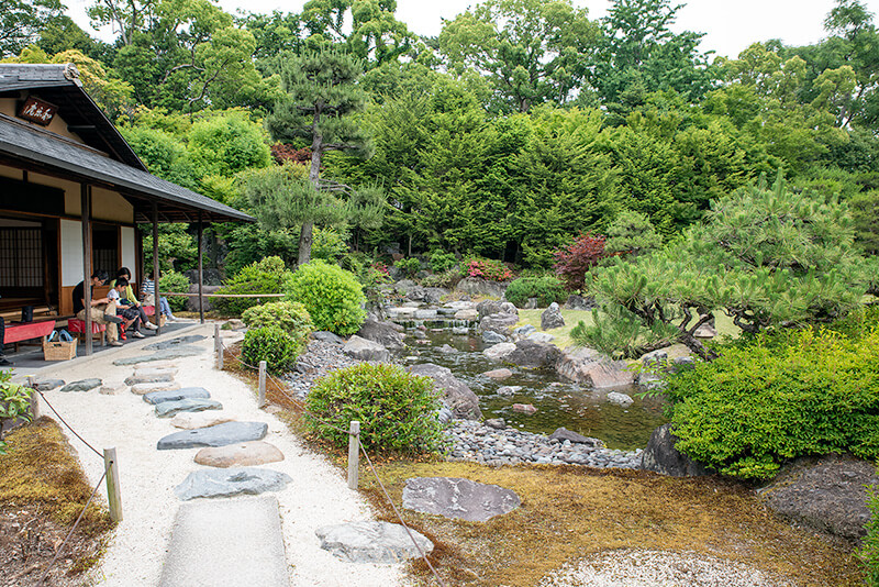 和楽亭「茶房 前田」