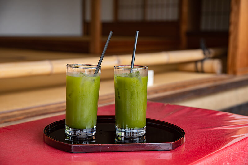 「茶房 前田」アイスグリーンティ