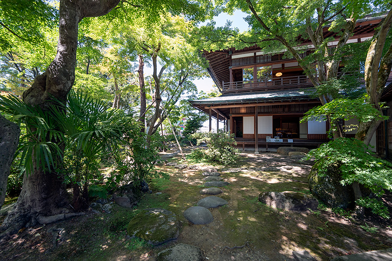 二階建ての離れ座敷