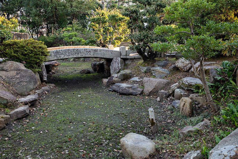 護岸石組