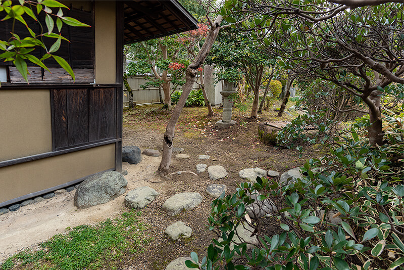 茶室「禿亀庵（とっきあん）」