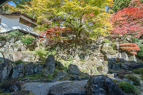 温泉寺　龍紅窟