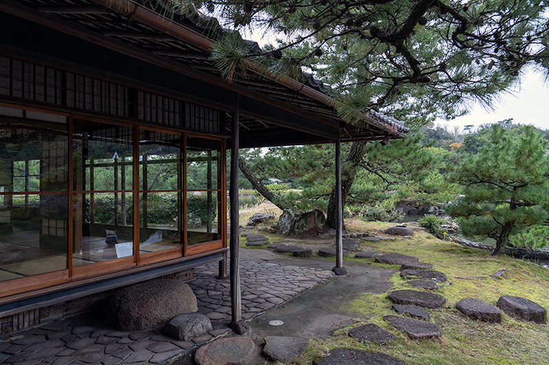  茶室「鏡花庵」