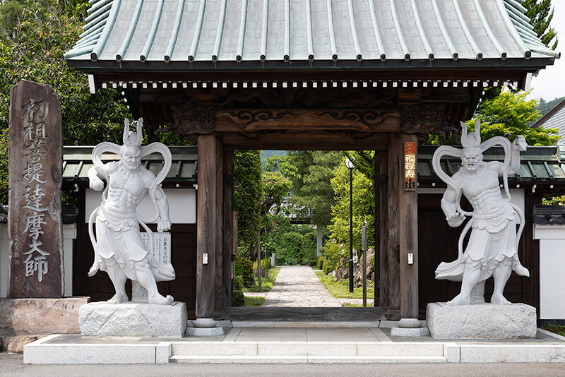 玉林寺山門