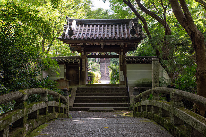 来迎院　山門