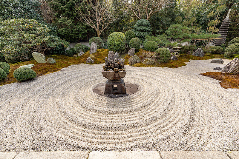 九山八海の庭