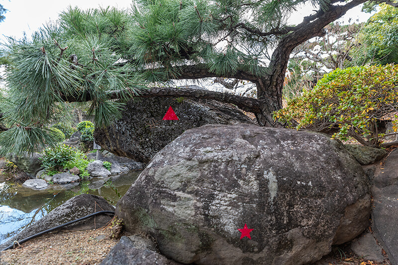 鶴島　鶴首石