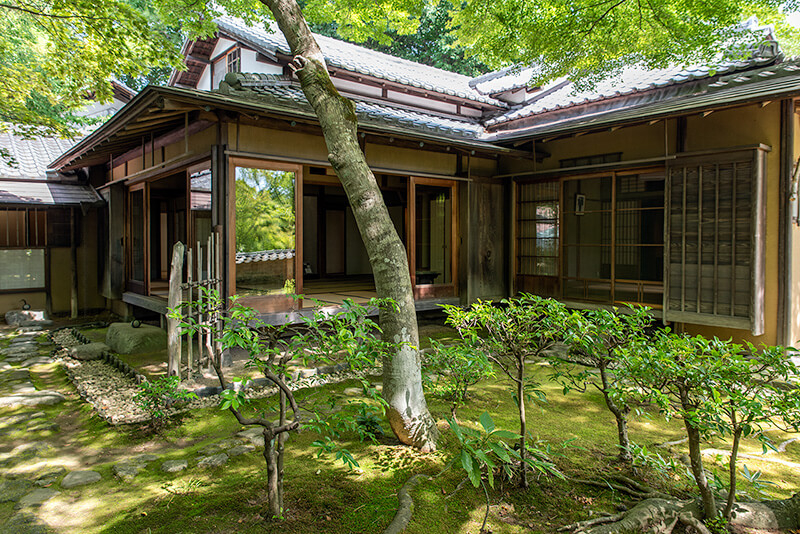 国登録有形文化財で数寄屋風を取り入れた住宅