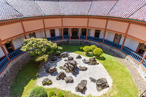 山形市郷土館（旧済生館本館）