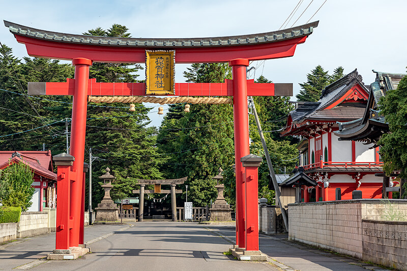 猿賀神社　鳥居