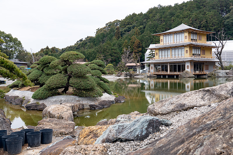 金閣寺を模した建築物