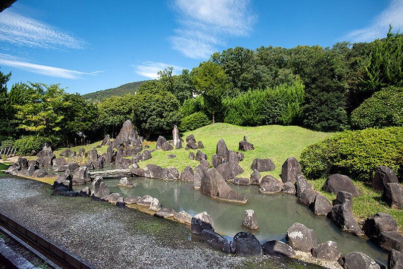 松嶽庭（しょうがくてい）