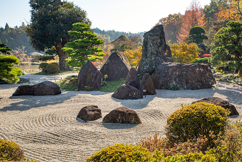 枯山水「昇龍庭」