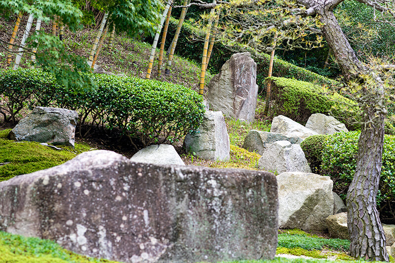 須弥山石組