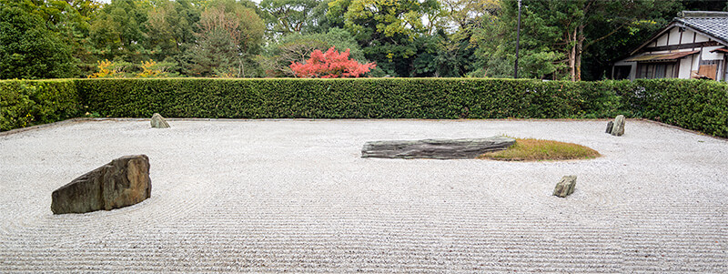 枯山水「無染庭」