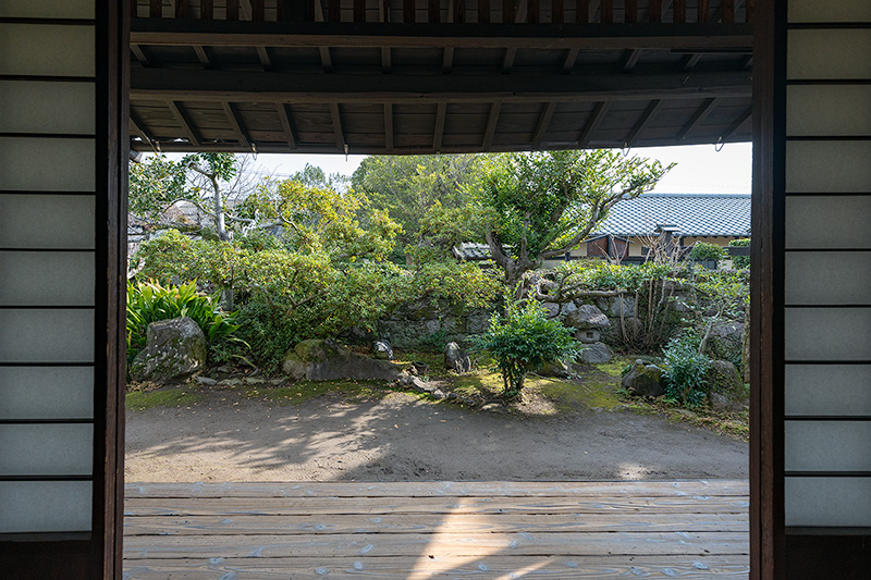 山本邸
