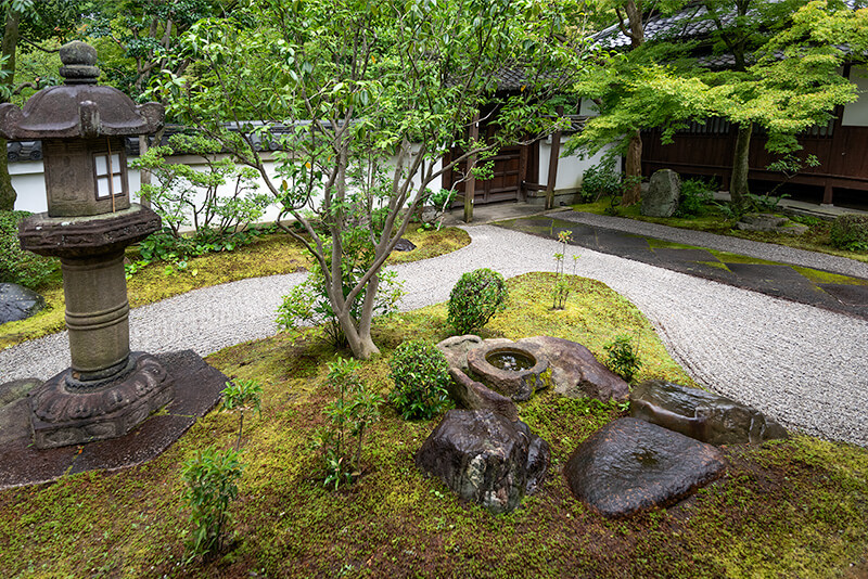 燈明寺燈籠