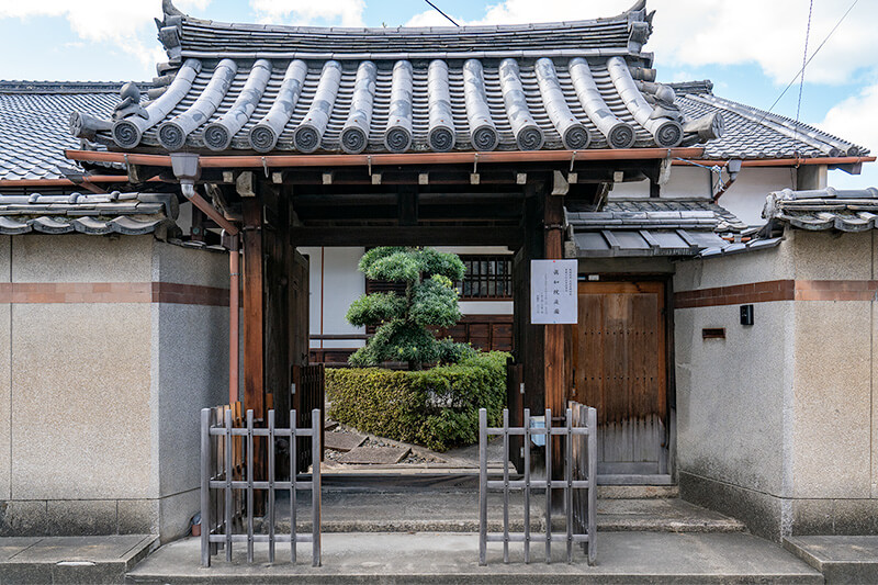真如院　山門
