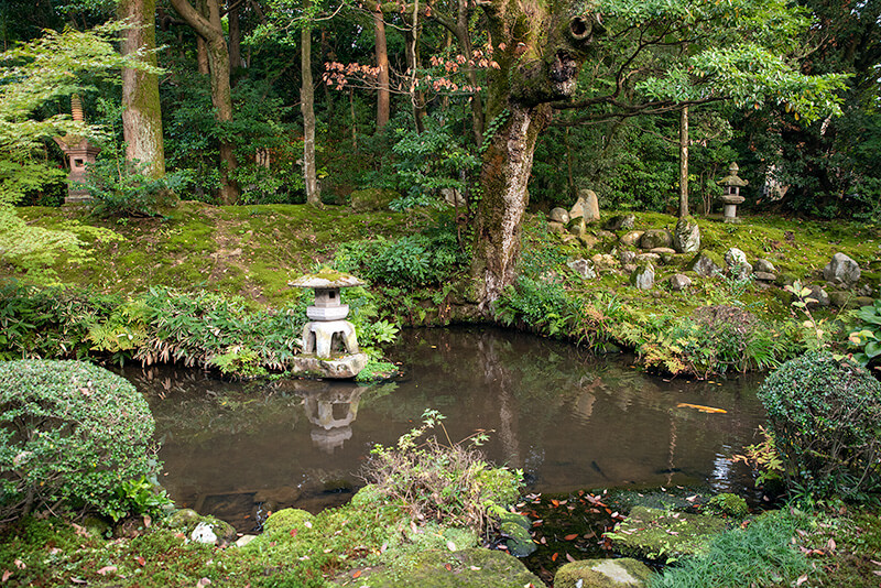厳かな雰囲気