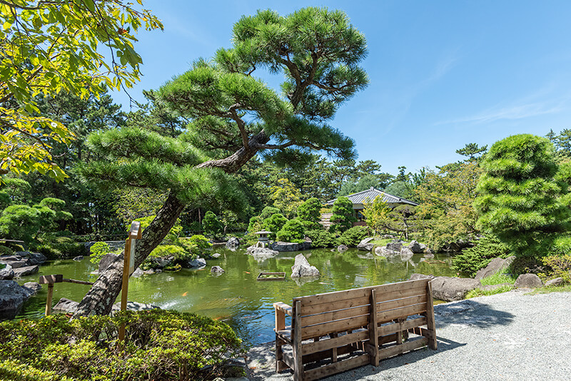 池泉回遊式庭園