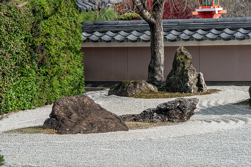 鳥獣の石庭