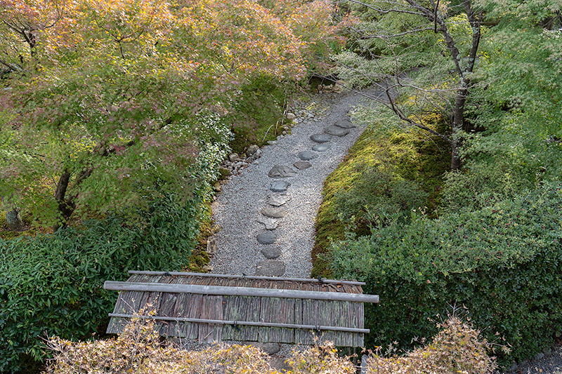 展望台から庭園を見下ろす