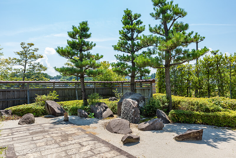 波濤の庭