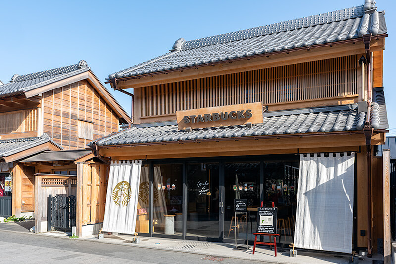 スタバ外観