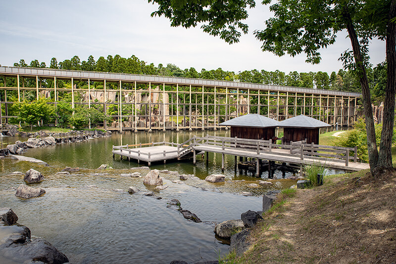 歩廊橋「観月橋」