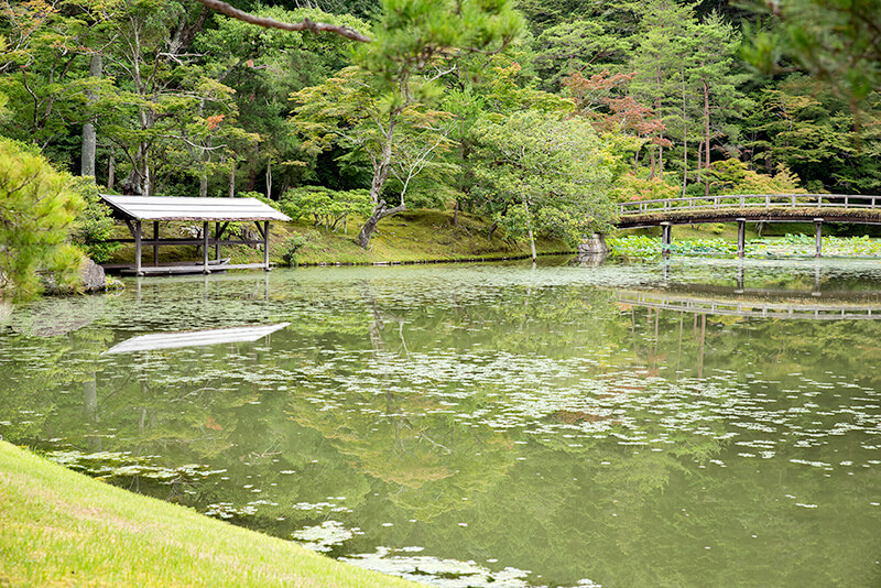 船小屋と土橋