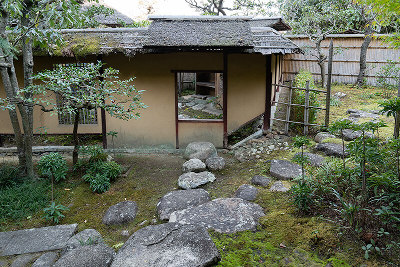 中潜り