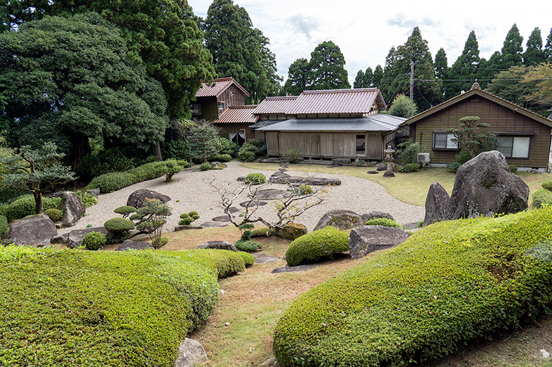 大麻山神社庭園