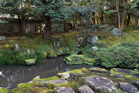 平家庭園