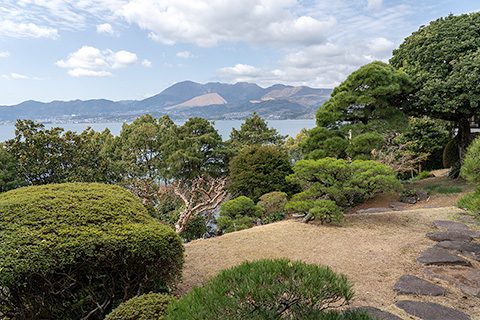 的山荘（旧成清博愛別邸庭園）