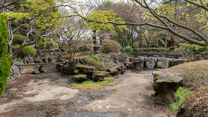 別棟跡庭園