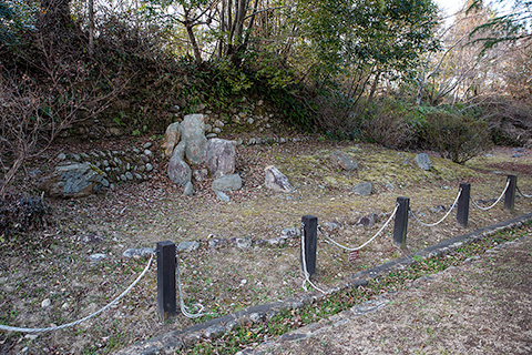 鳥羽山城跡　枯山水庭園跡
