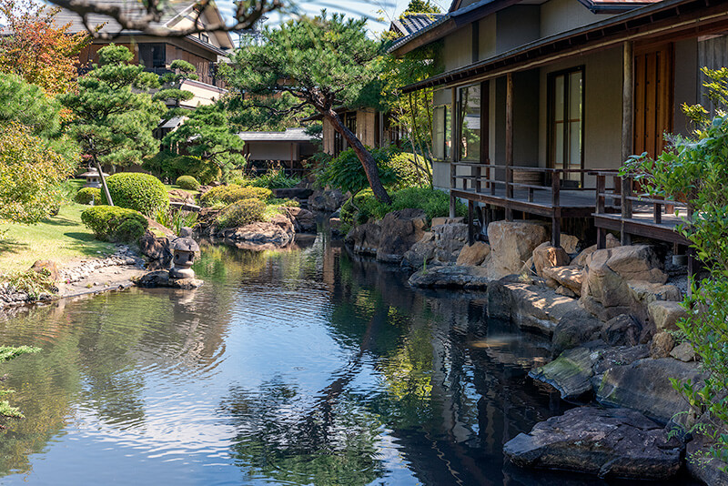 昭和天皇も宿泊された「松風」