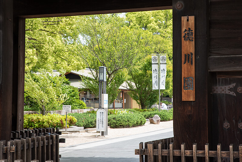 徳川園黒門