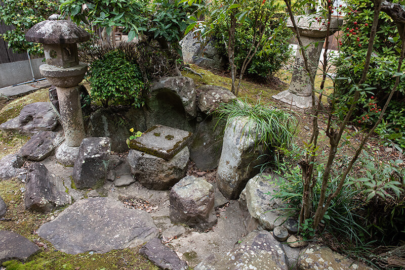 蹲踞（つくばい）