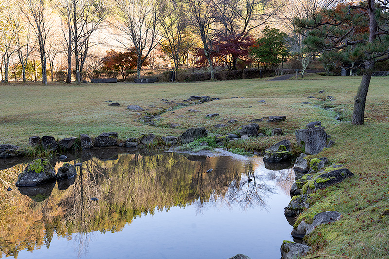 水路と池泉