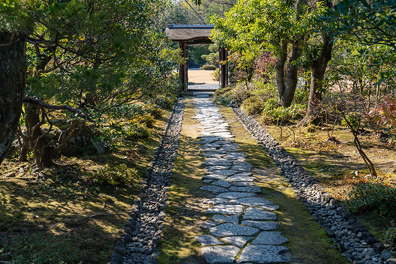 含翠門