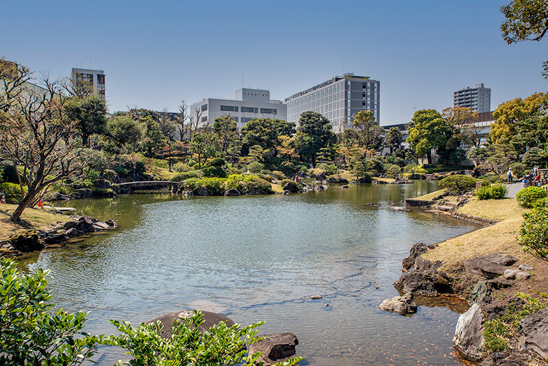 潮入り回遊式庭園